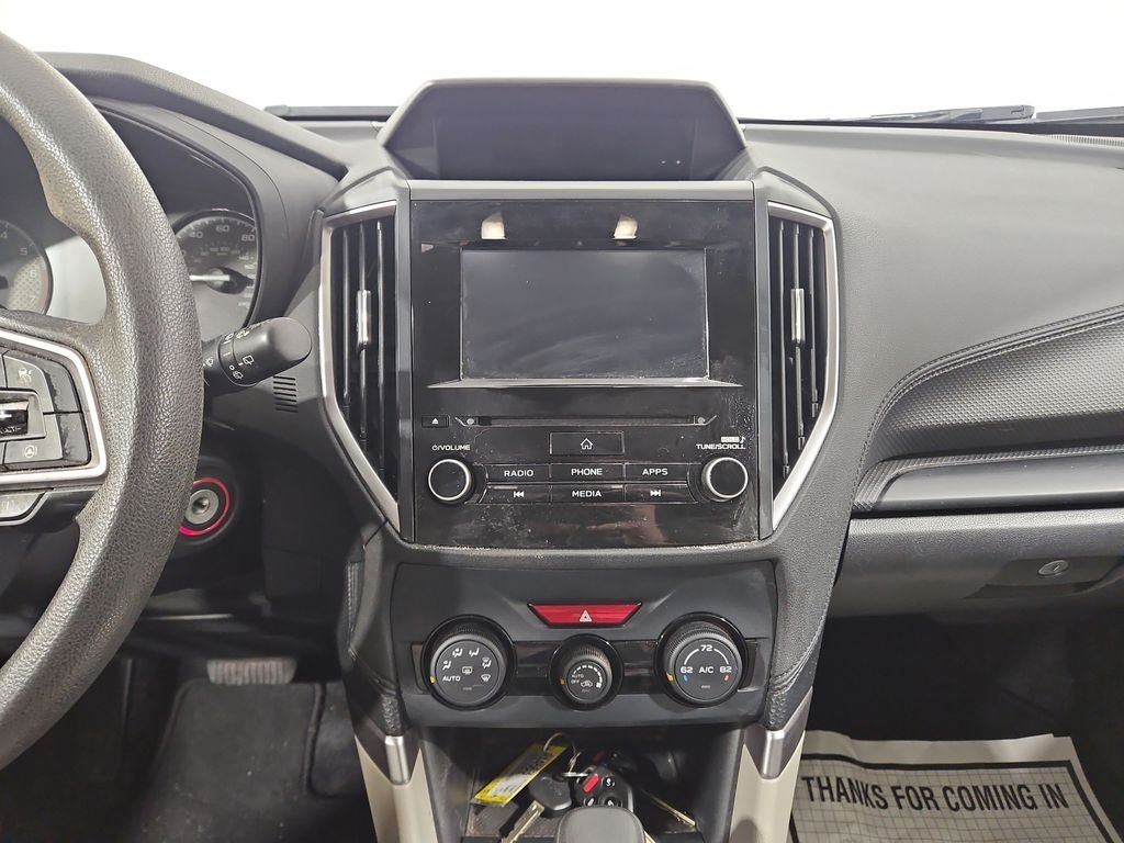 Used 2021 White Subaru Base image 19