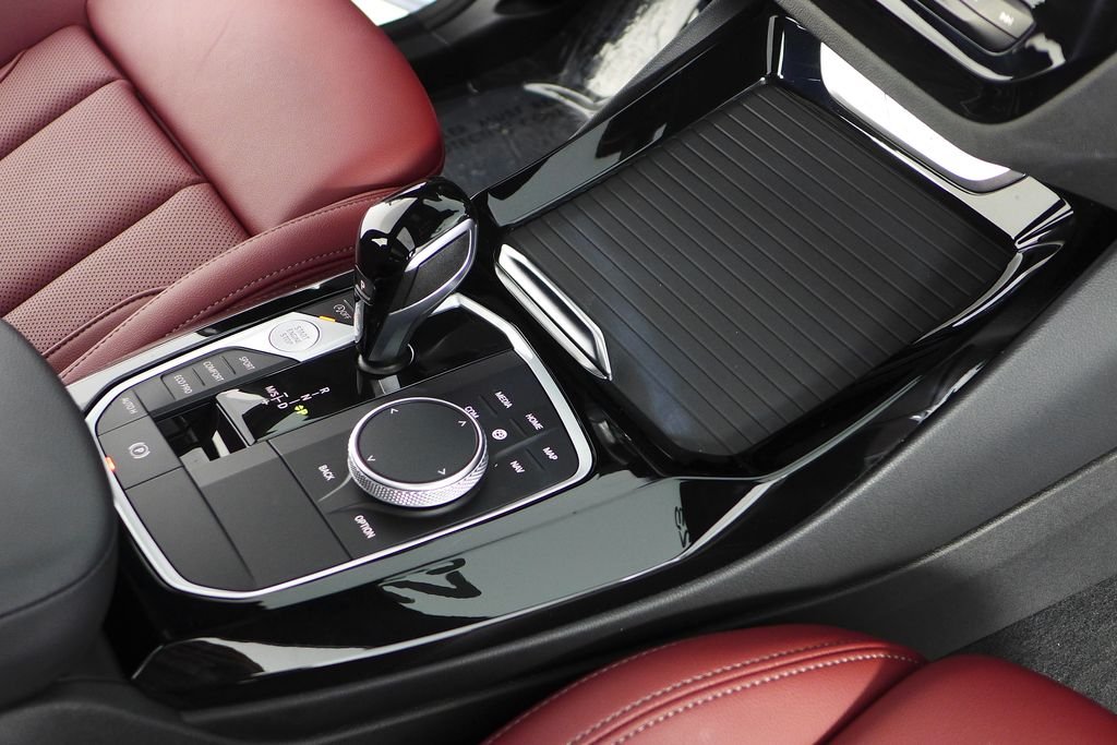 Used 2023 Skyscraper Gray Metallic BMW sDrive30i image 15