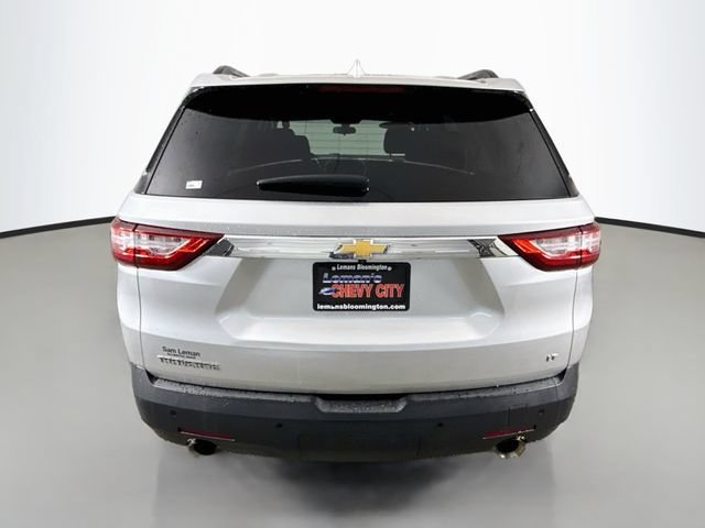 Used 2019 SILVER ICE METALLIC Chevrolet LT Cloth image 6