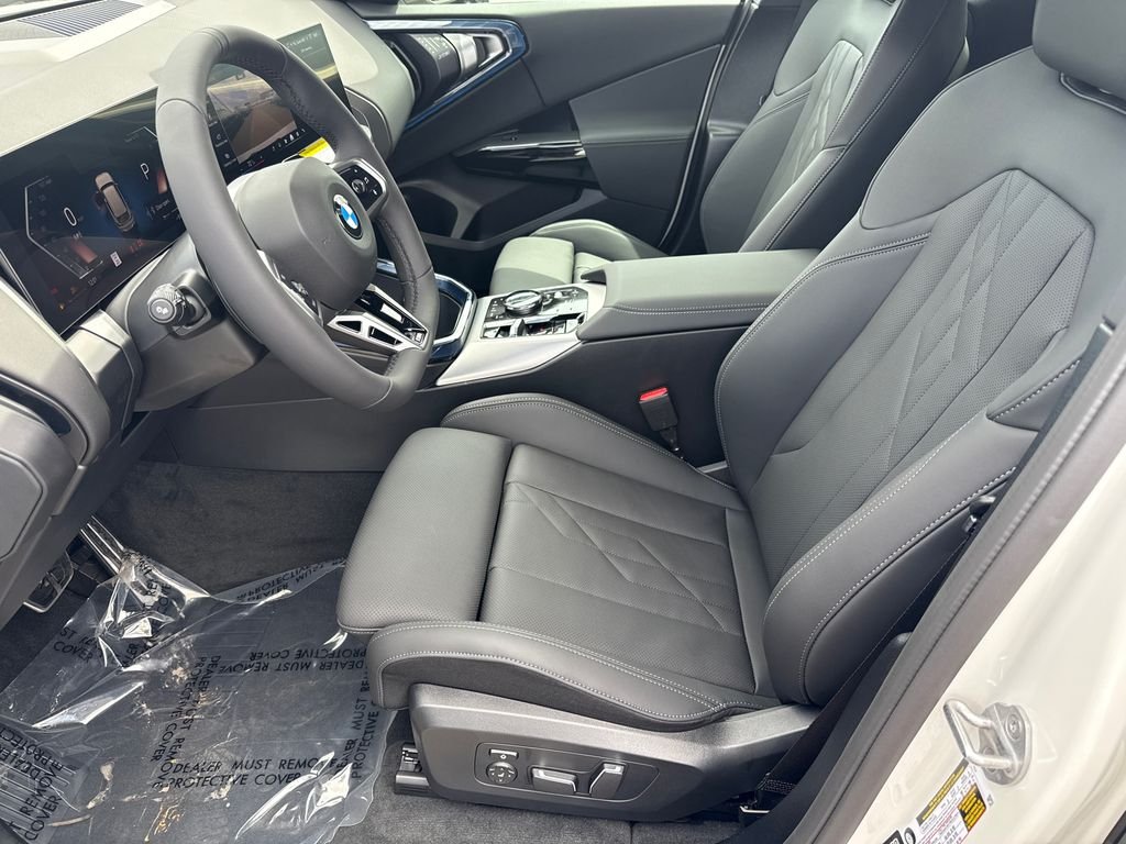 New 2026 Alpine White BMW 30 xDrive image 22