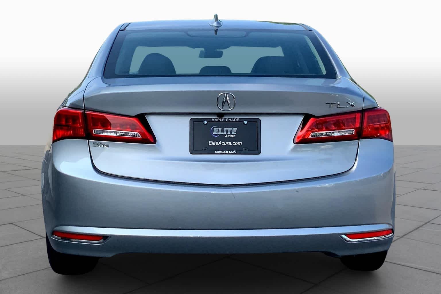 Certified Used 2019 Lunar Silver Metallic Acura  image 5