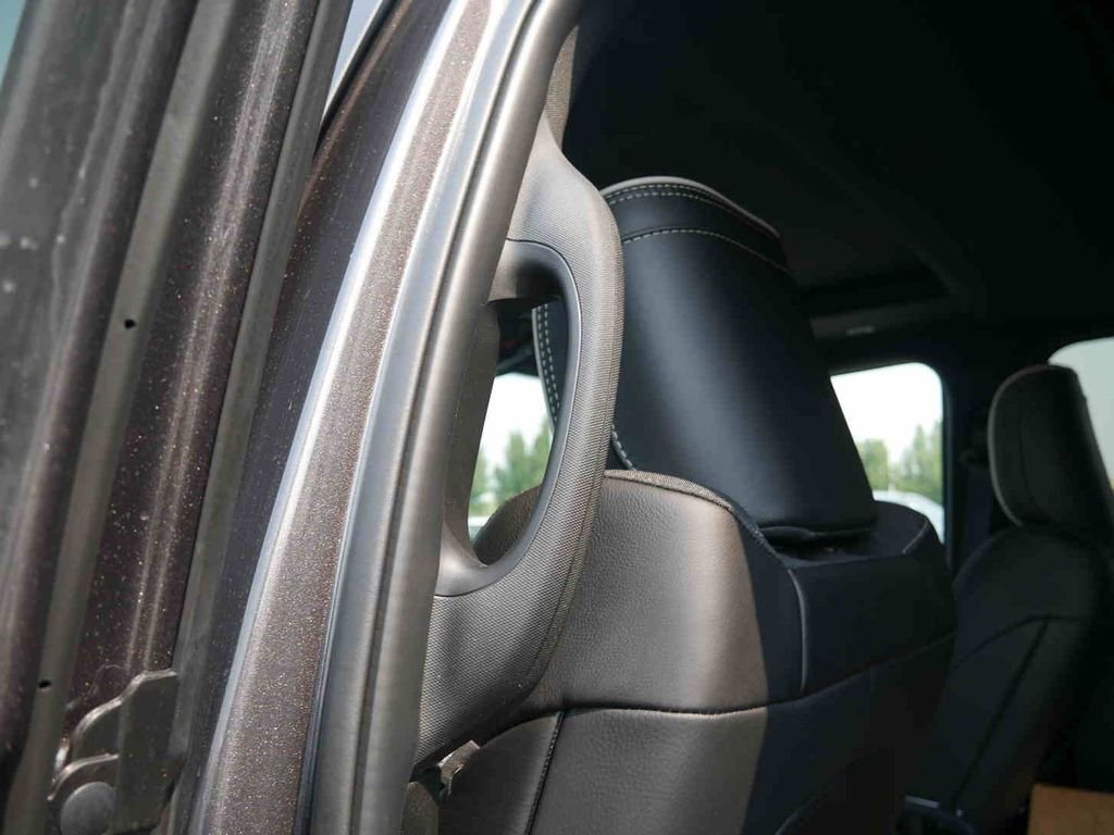 2026 RAM 3500 Limited - Photo 25