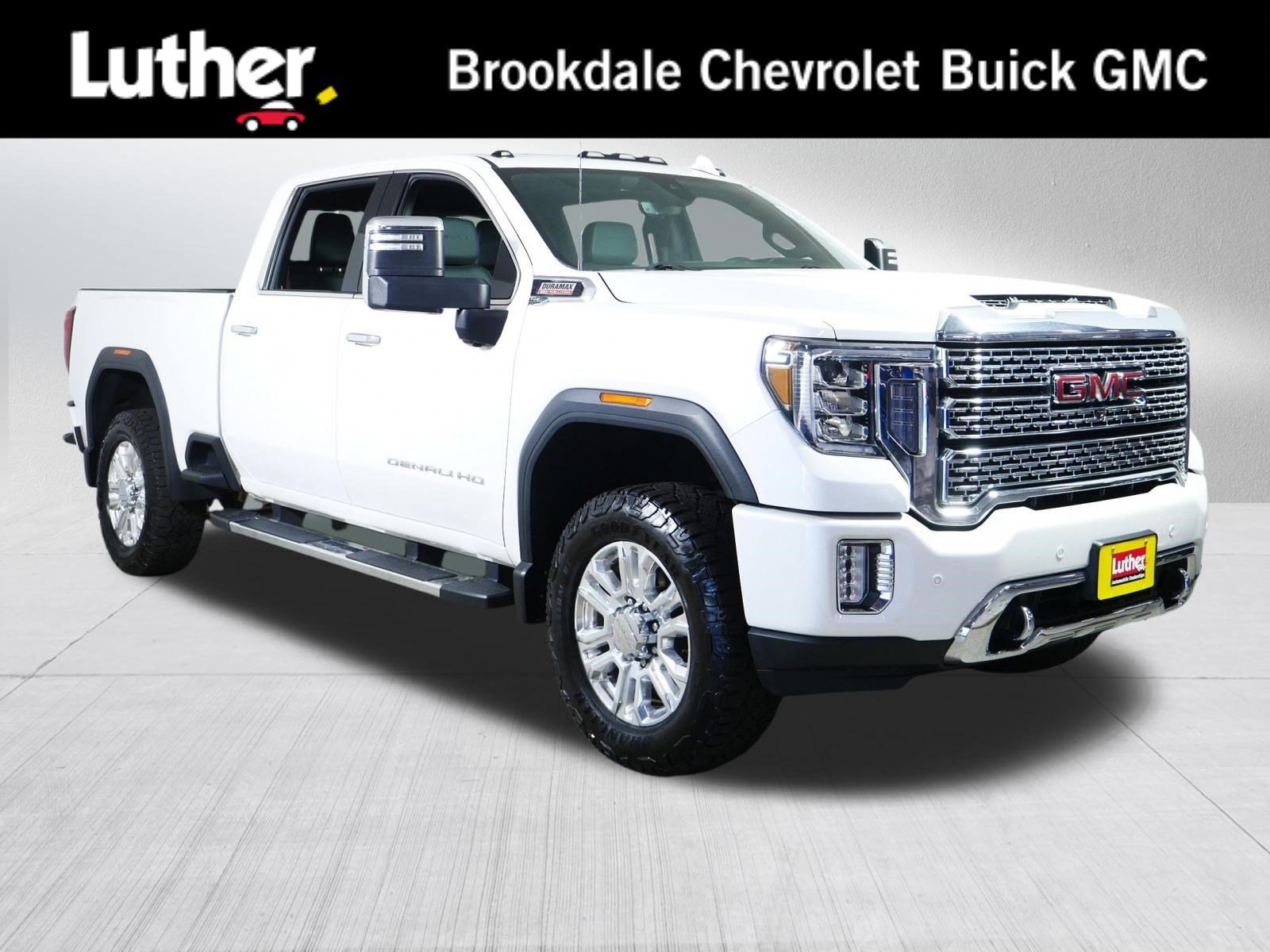 2022 GMC Sierra Denali 4WD Crew Cab Standard Box's photo