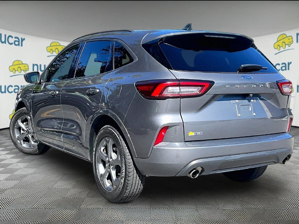Used 2024 Gray Metallic Ford ST-Line image 4