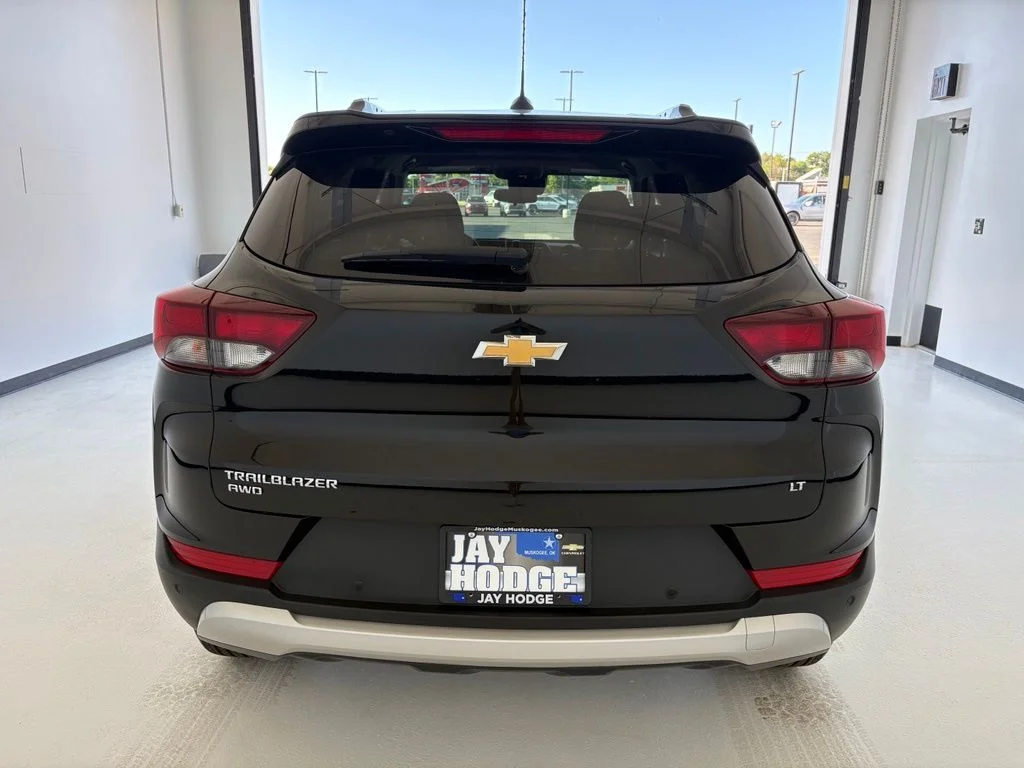 Used 2024 Black Chevrolet LT image 20