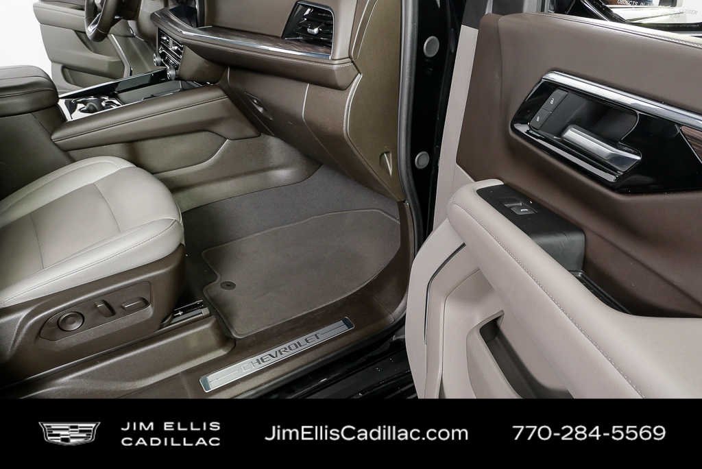 Used 2025 Black Chevrolet LT image 24
