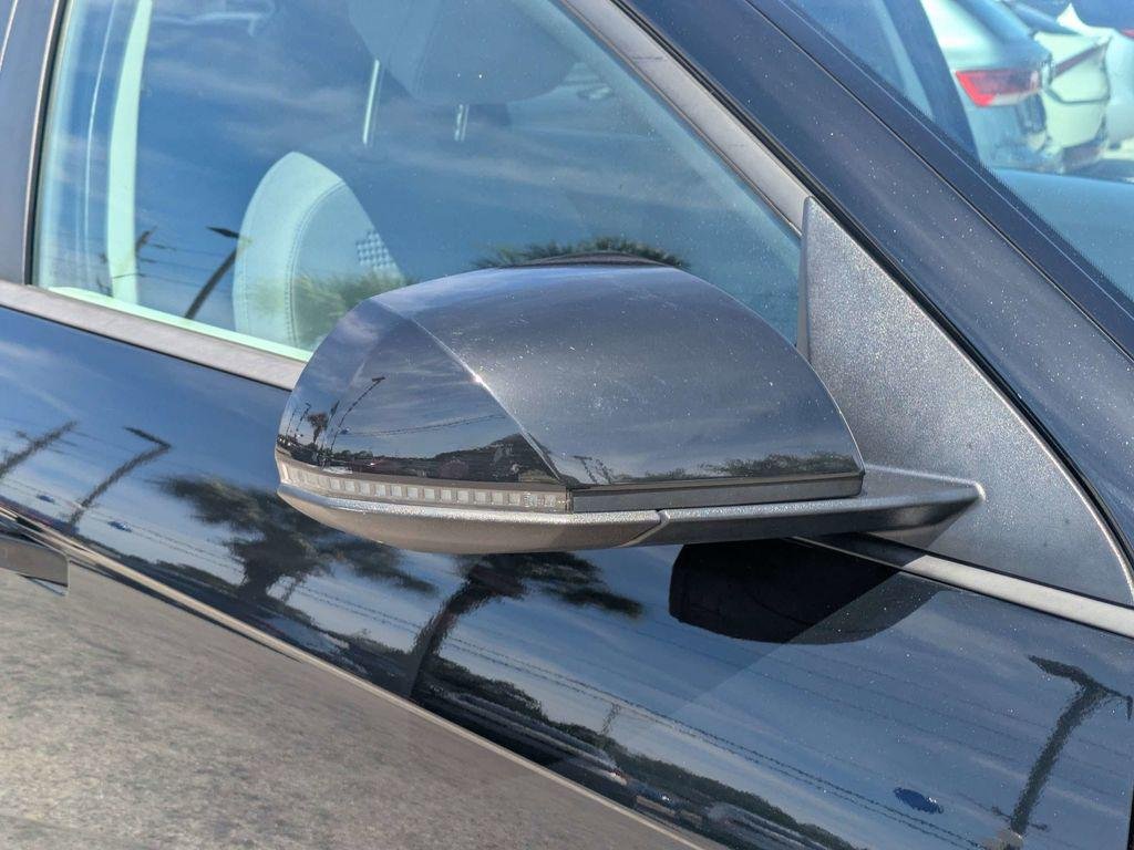 New 2023 Black Hyundai SE image 10