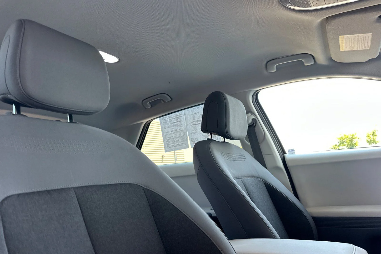 Used 2024 Green Hyundai SEL image 17