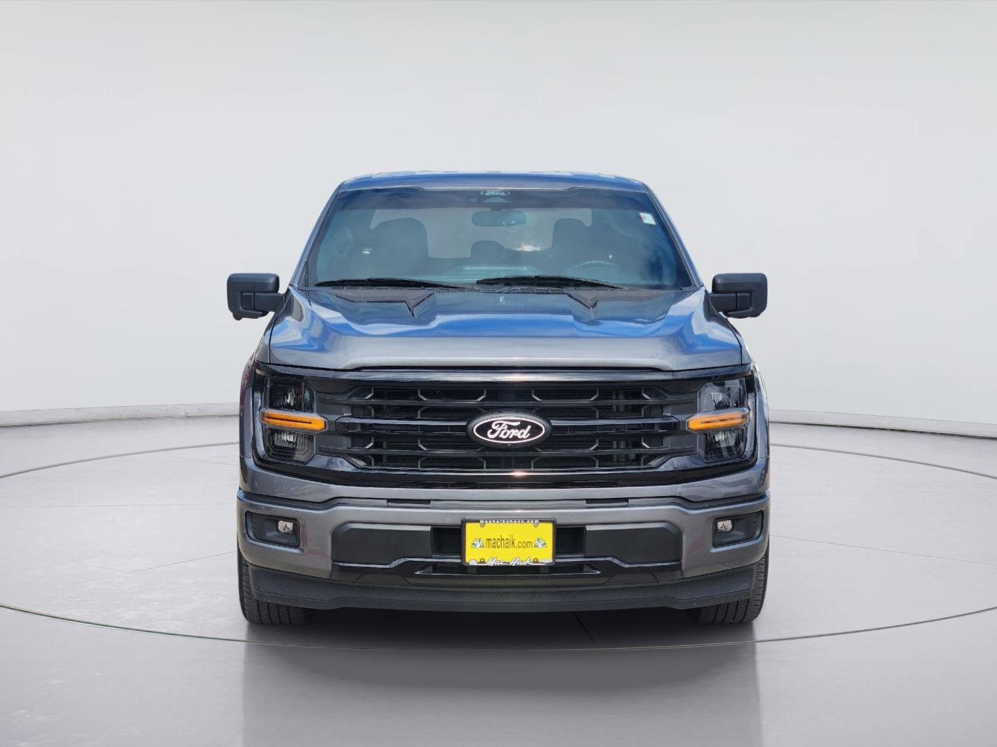 2024 Ford F-150 photo 2 of 33