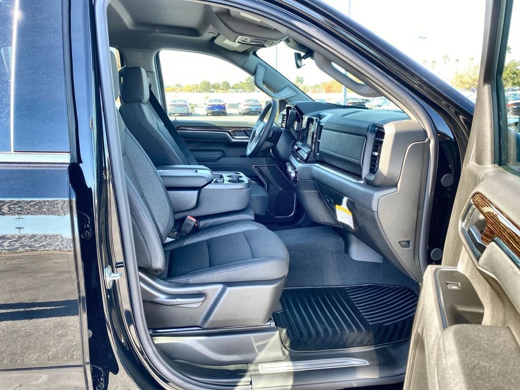 2026 GMC Sierra 1500 SLE - Photo 40