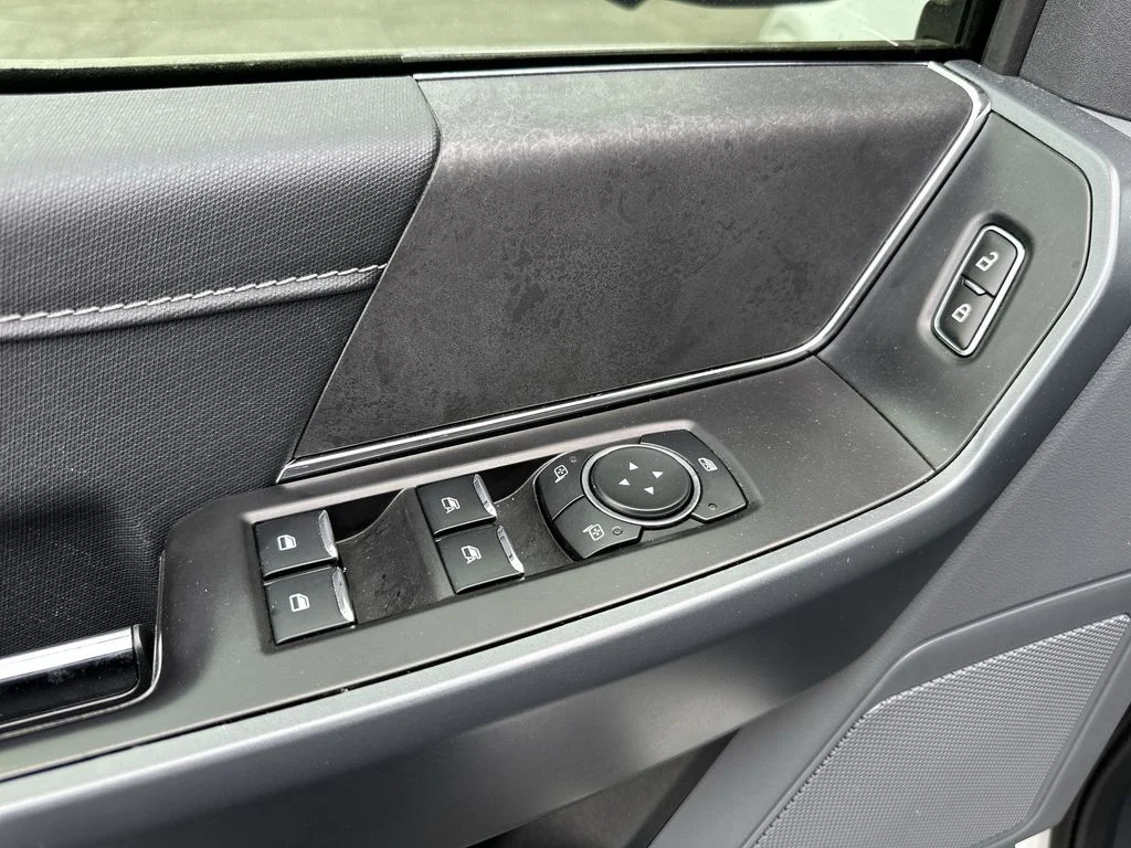 Used 2024 White Ford XLT image 5