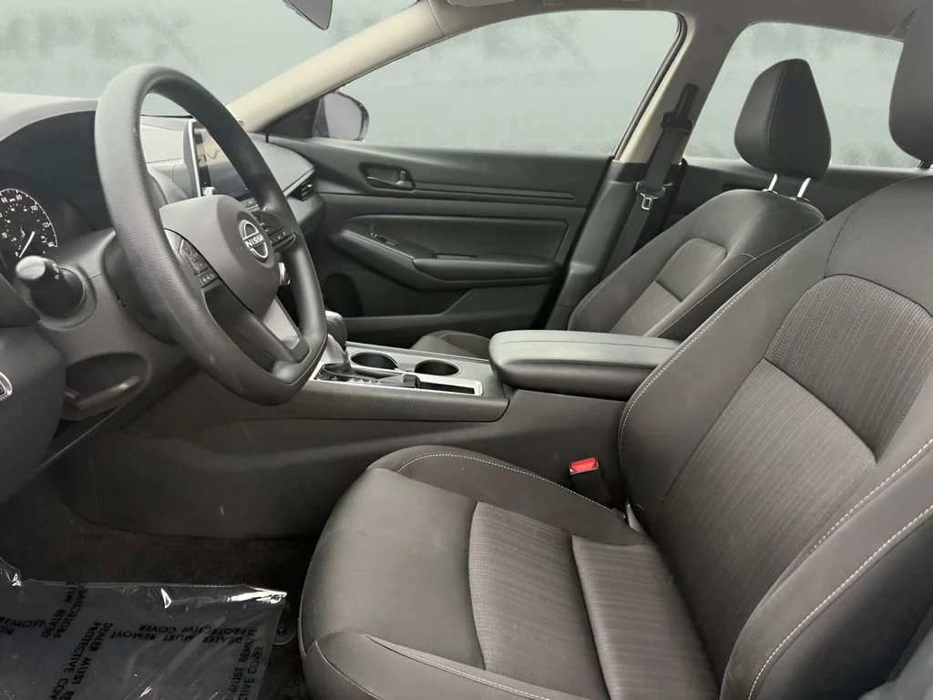 Used 2025 Black Nissan S image 29