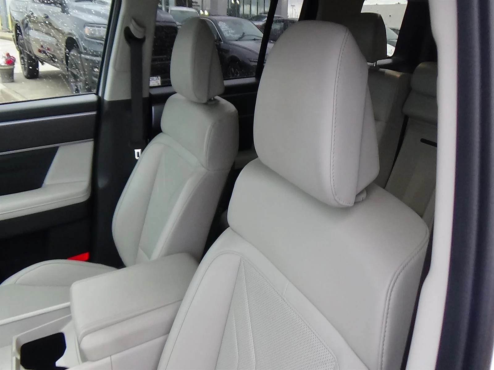 Used 2026 Serenity White Pearl (w6h) Hyundai SEL image 19