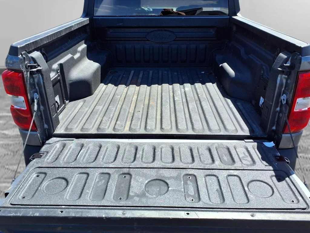 Used 2026 Gray Ford XLT image 25