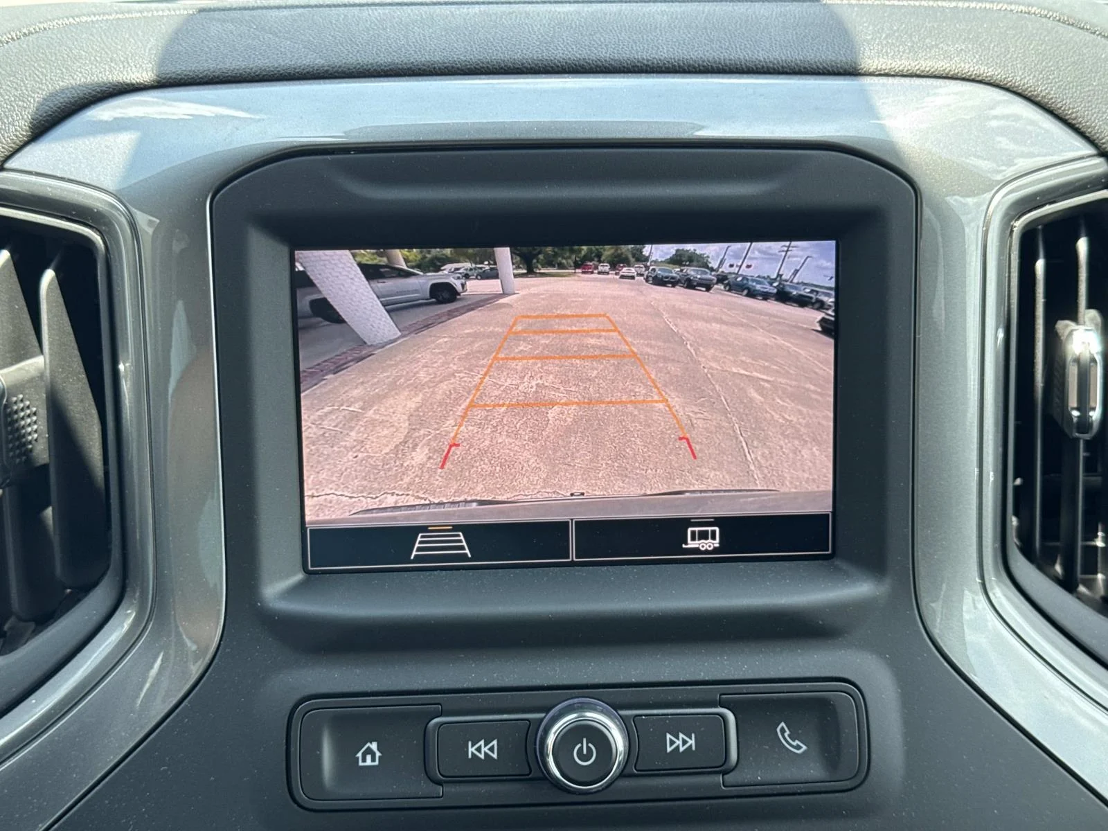 Used 2024 STERLING GRAY MET Chevrolet Custom image 24
