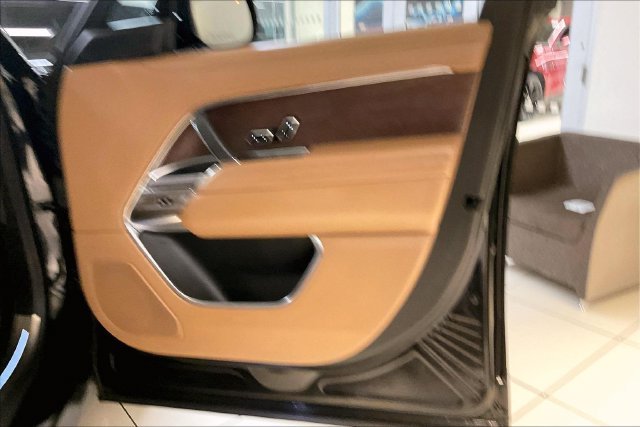 Used 2023 Santorini Black Metallic Land Rover Autobiography image 30
