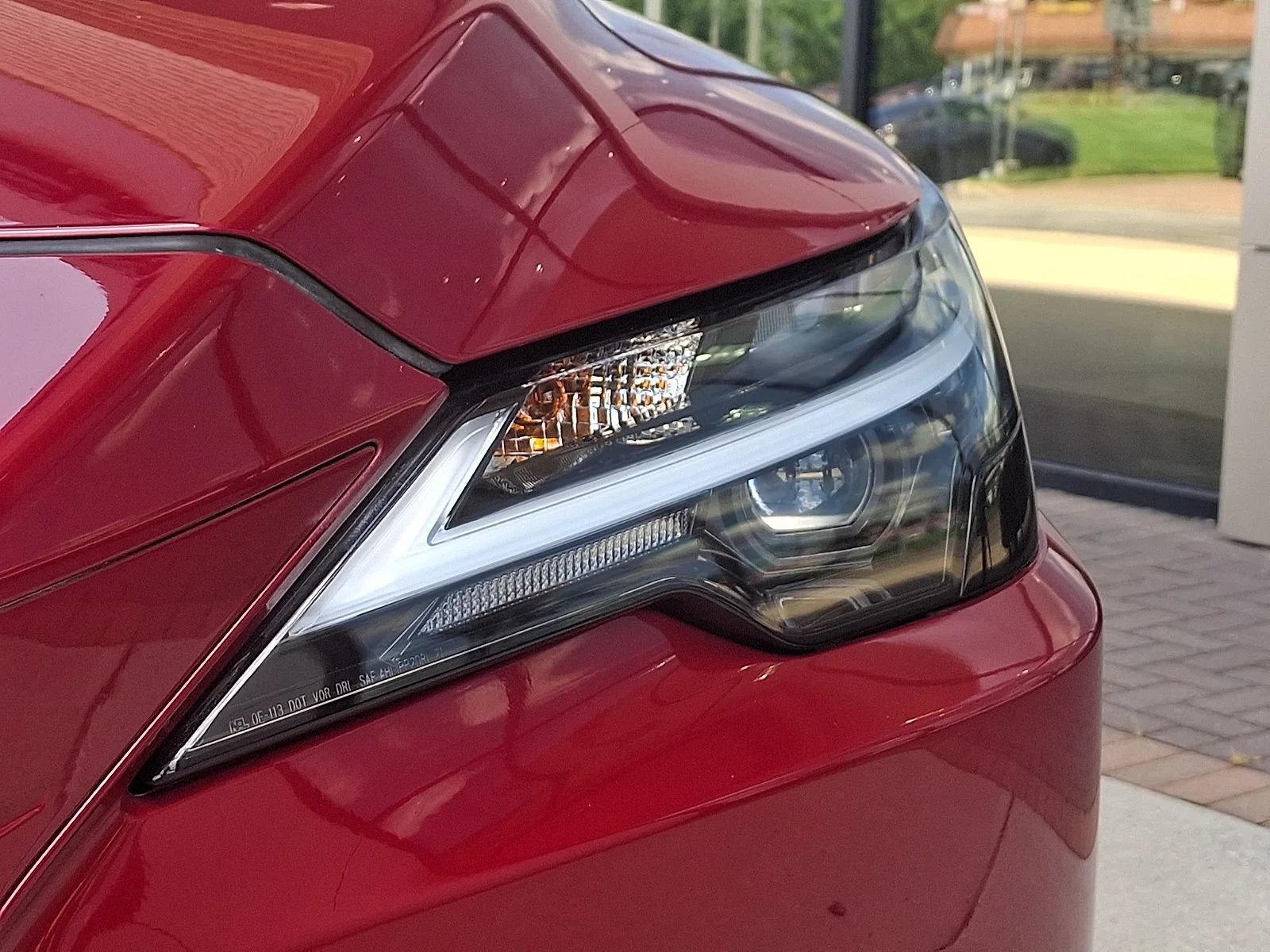 Certified Used 2023 MATADOR RED MICA Lexus  image 9
