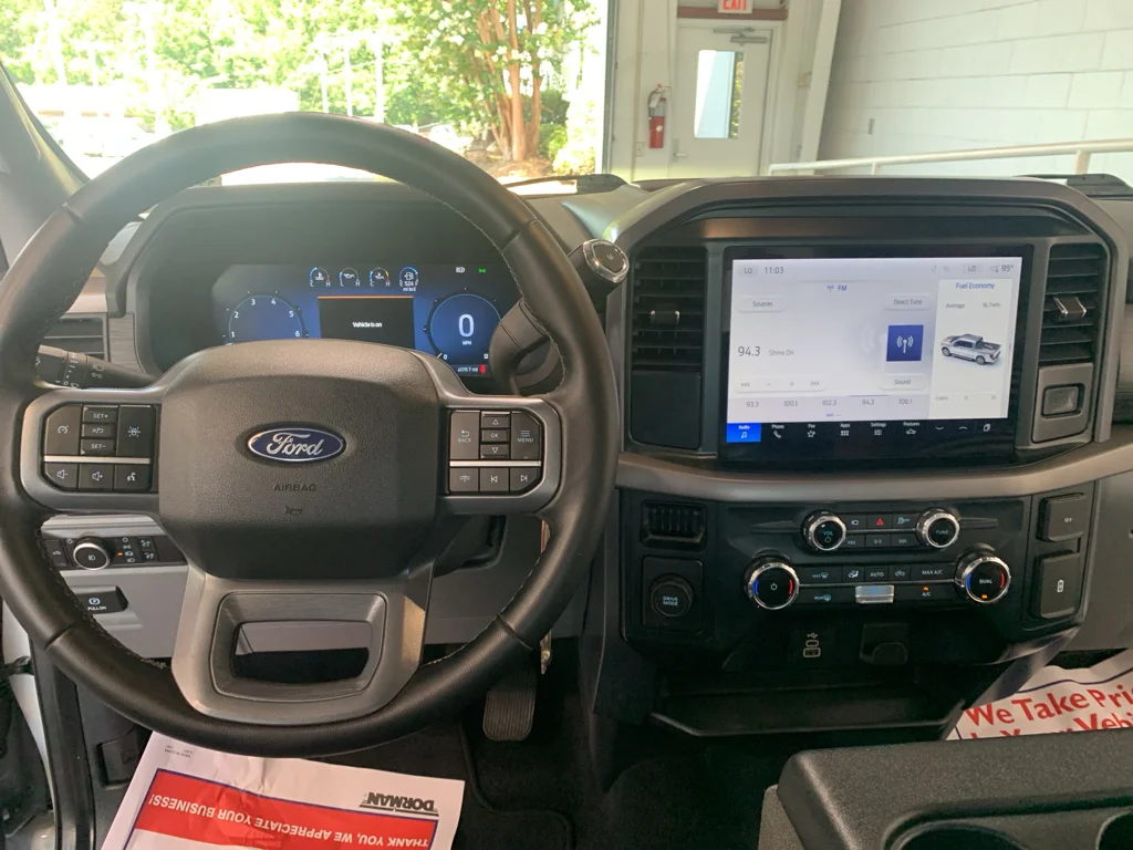 Used 2025  Ford XLT image 16