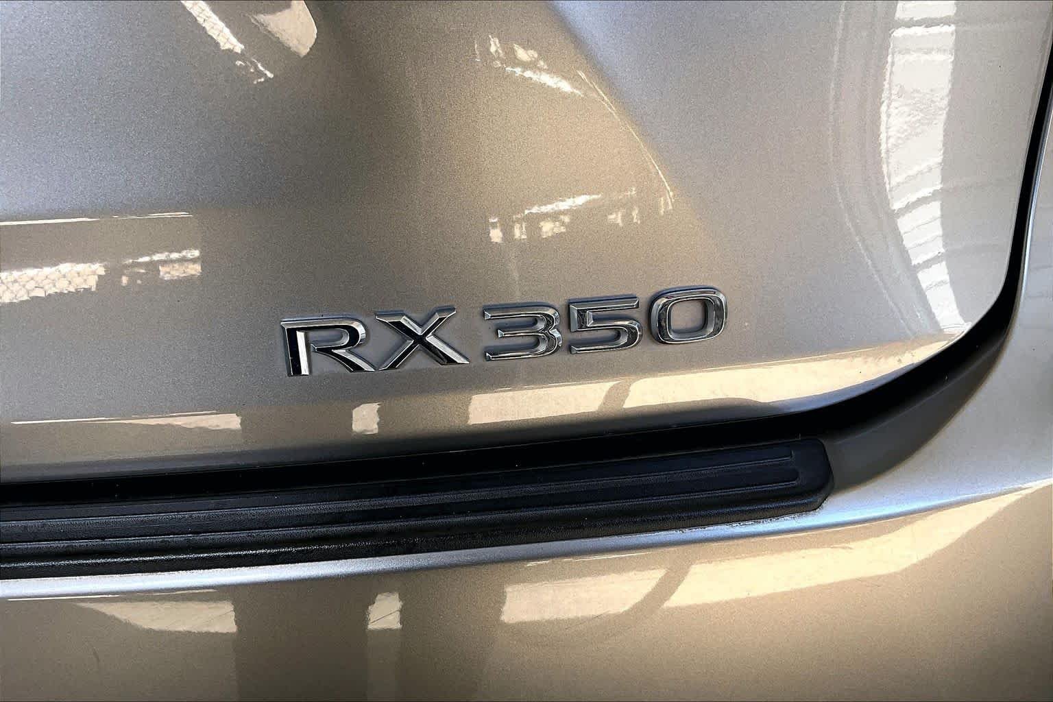 Used 2020 Atomic Silver Lexus  image 10