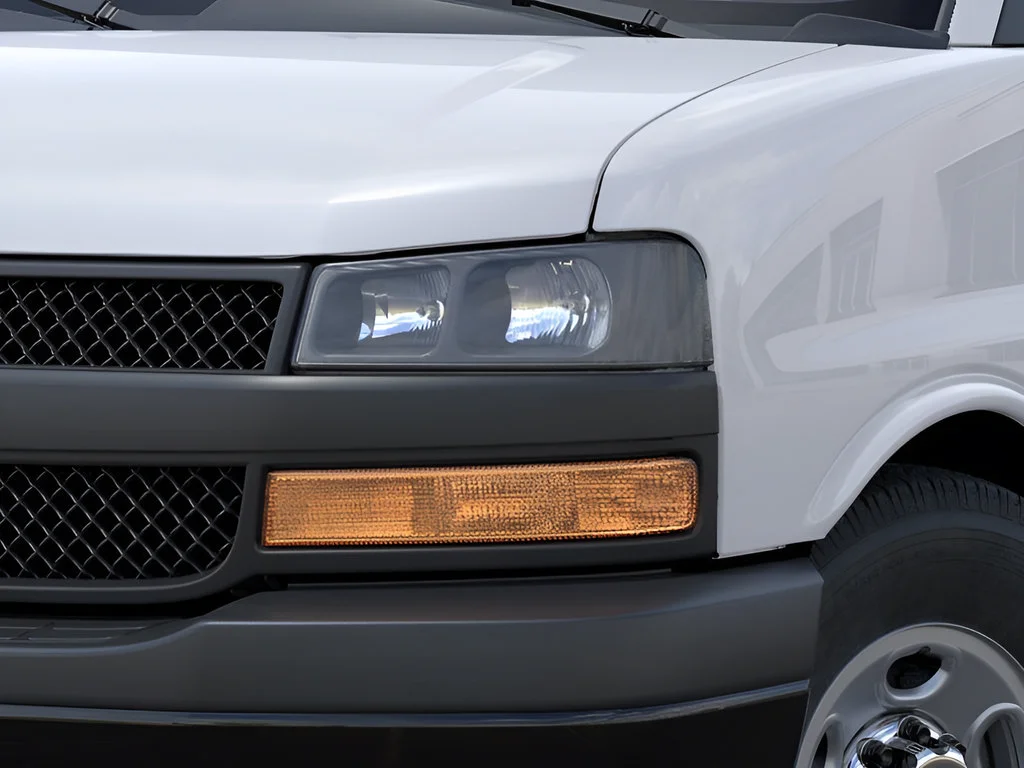 2025 Chevrolet Express Cargo Work Van - Photo 20