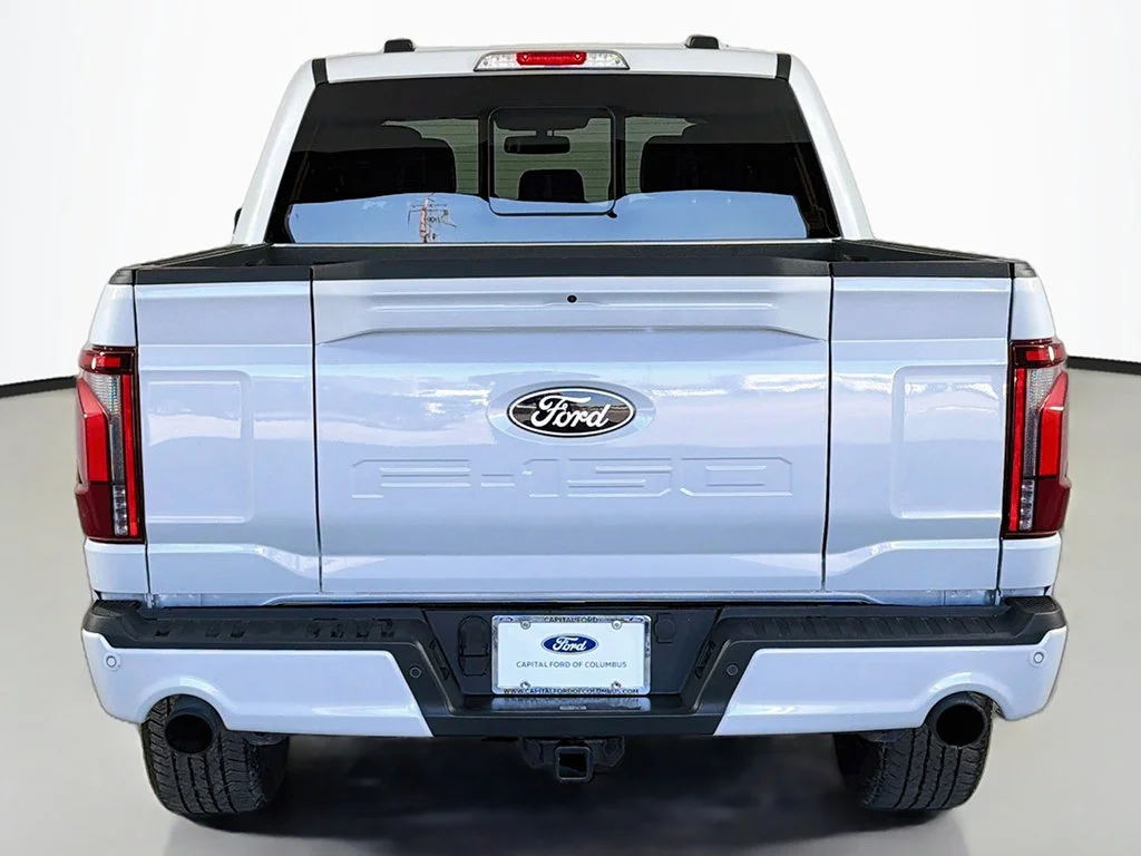Used 2025 Space White Metallic Ford Lariat image 15