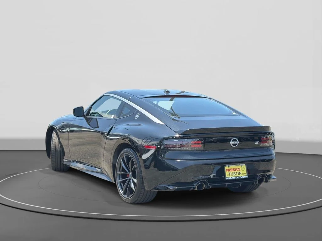 Used 2025 Black Diamond Pearl Nissan Performance image 4