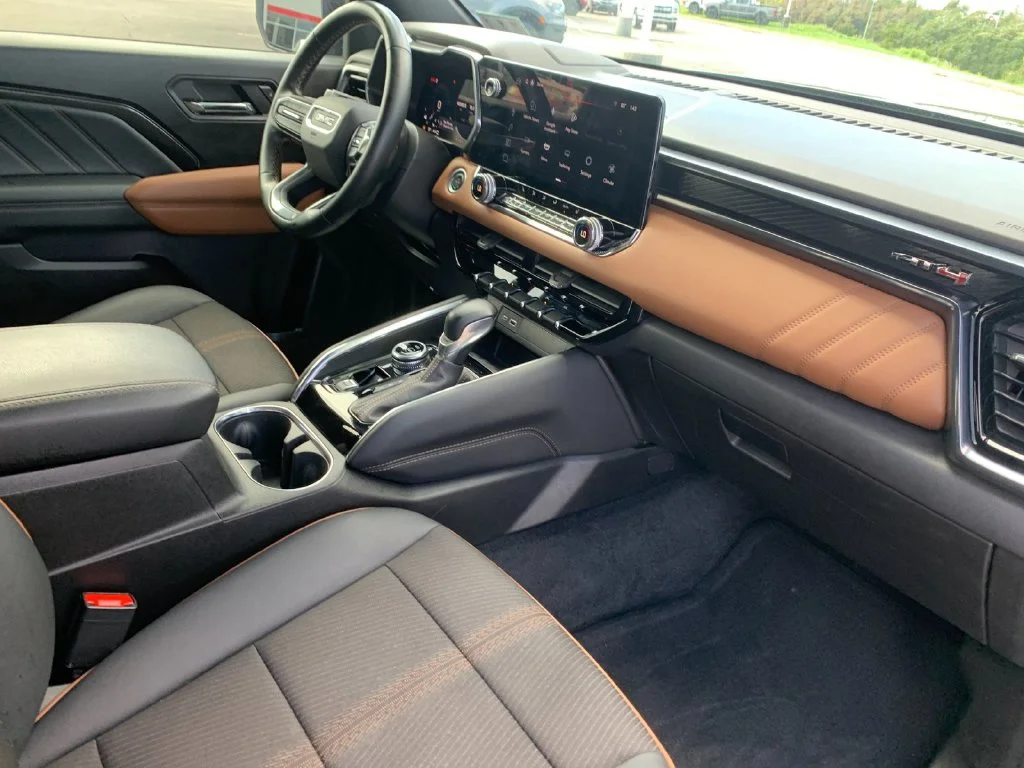 Used 2024 Black GMC AT4 image 18