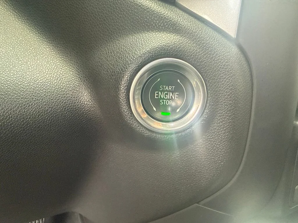 Used 2021 SUMMIT WHITE Chevrolet LTZ image 24