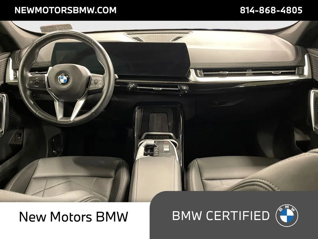 Used 2023 Jet Black BMW xDrive28i image 10