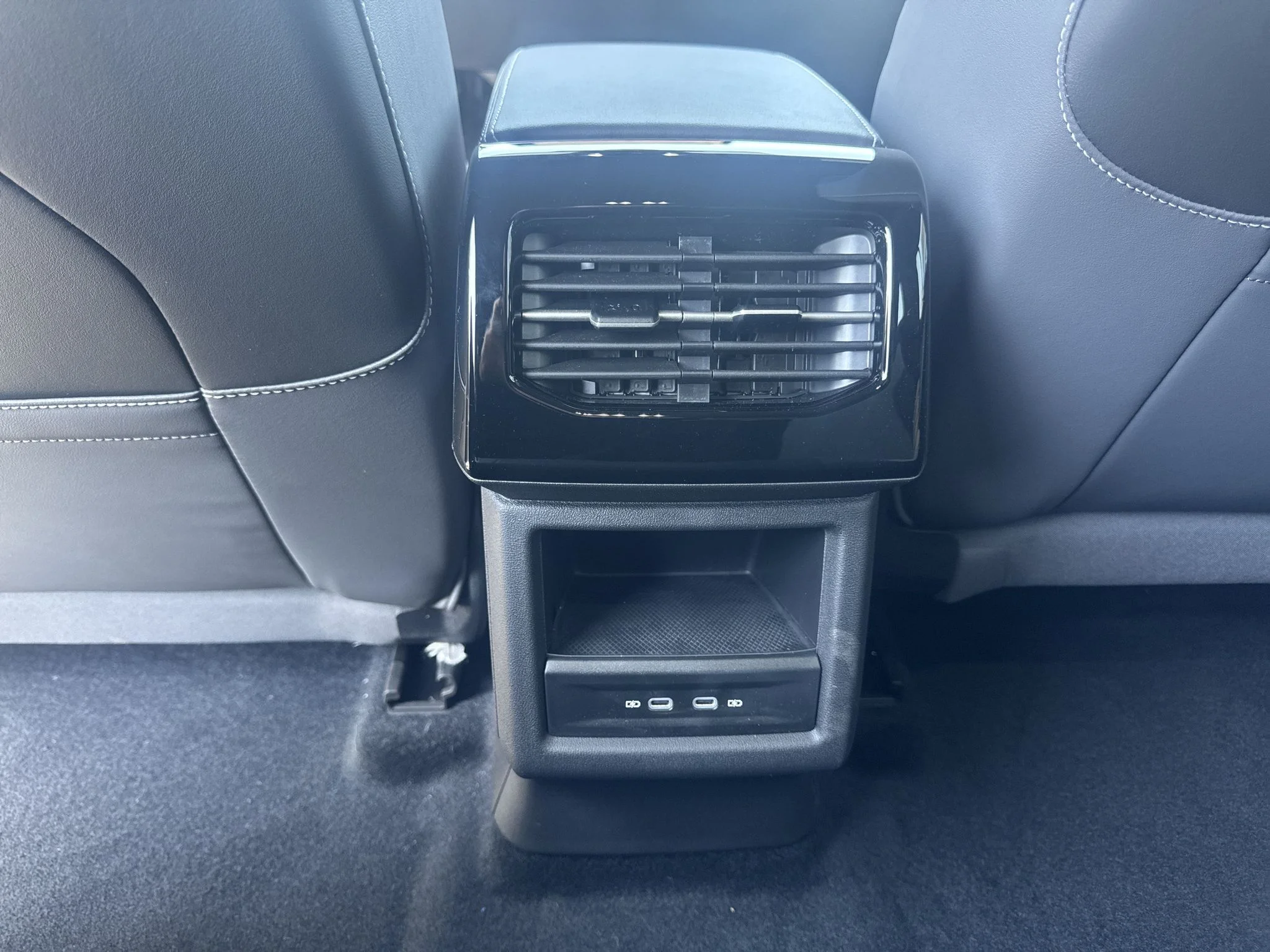 New 2026 Pure Gray Volkswagen Pro image 31