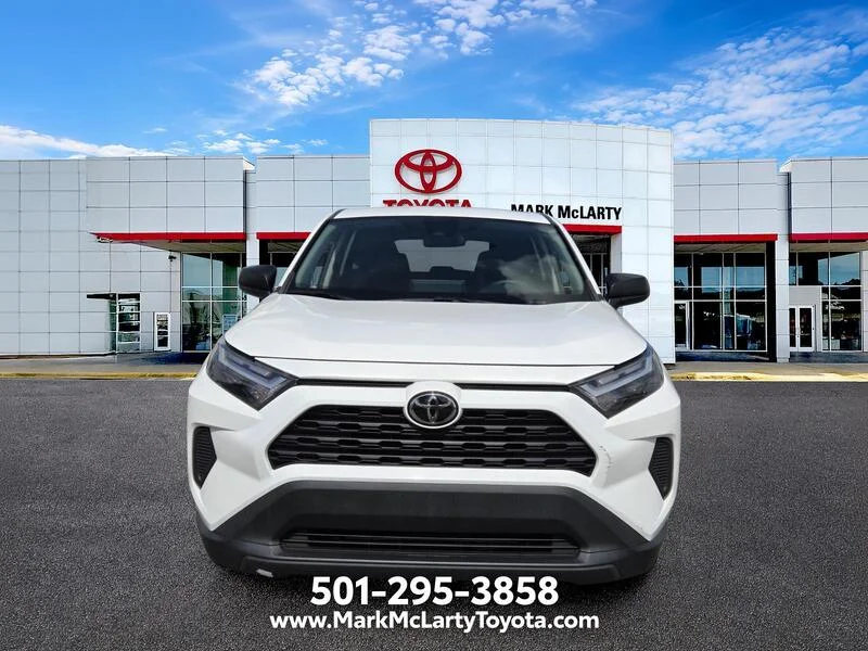 Used 2024 Ice TOYOTA LE FWD image 8