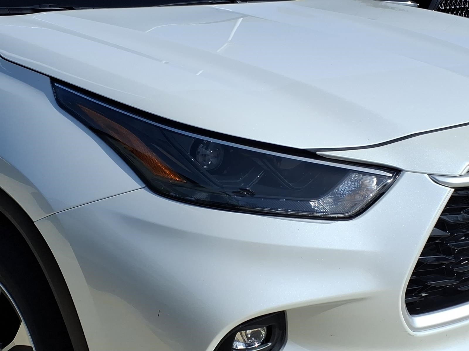 Certified Used 2026 WIND CHILL PEARL Toyota Hybrid XLE image 26
