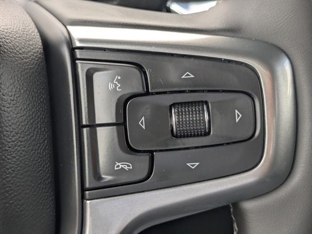 Used 2025 White Chevrolet LT image 23