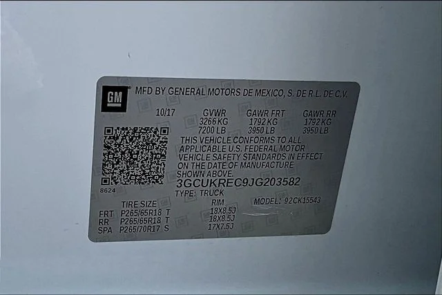 Used 2018 White Chevrolet LT image 20