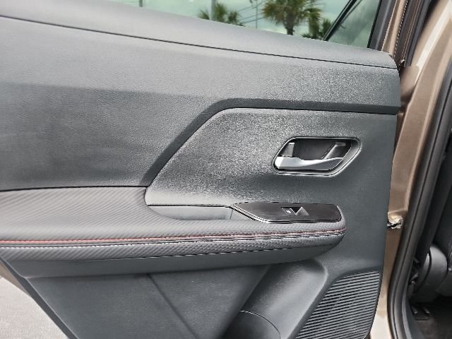 Used 2025 Brown Nissan SR image 19