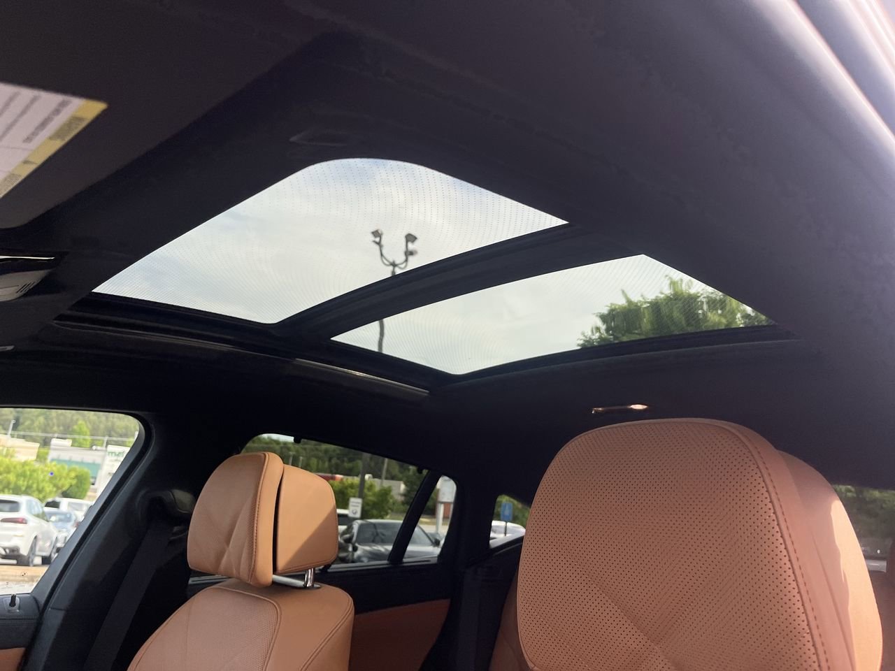 New 2027 Mineral White Metallic BMW xDrive40i image 30