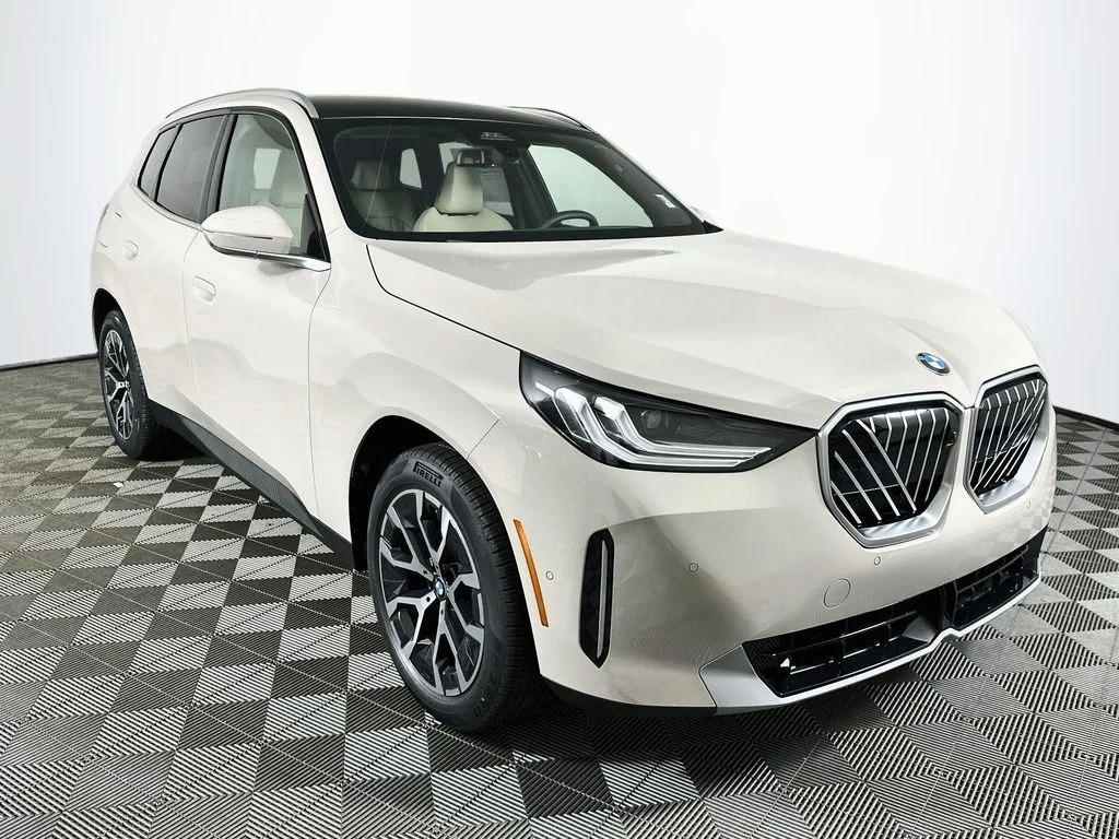 New 2026 Gray Metallic BMW 30 xDrive image 3