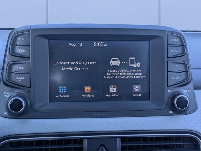 Used 2021 Gray Hyundai SE image 21