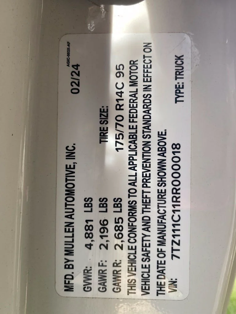 Used 2024 White Mullen  image 22