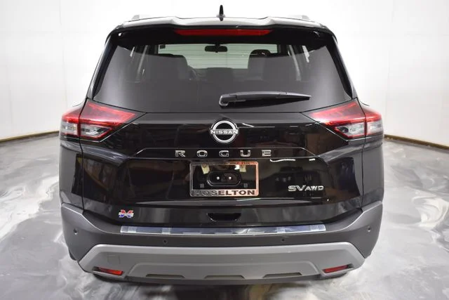 Used 2023 Black Nissan SV image 9