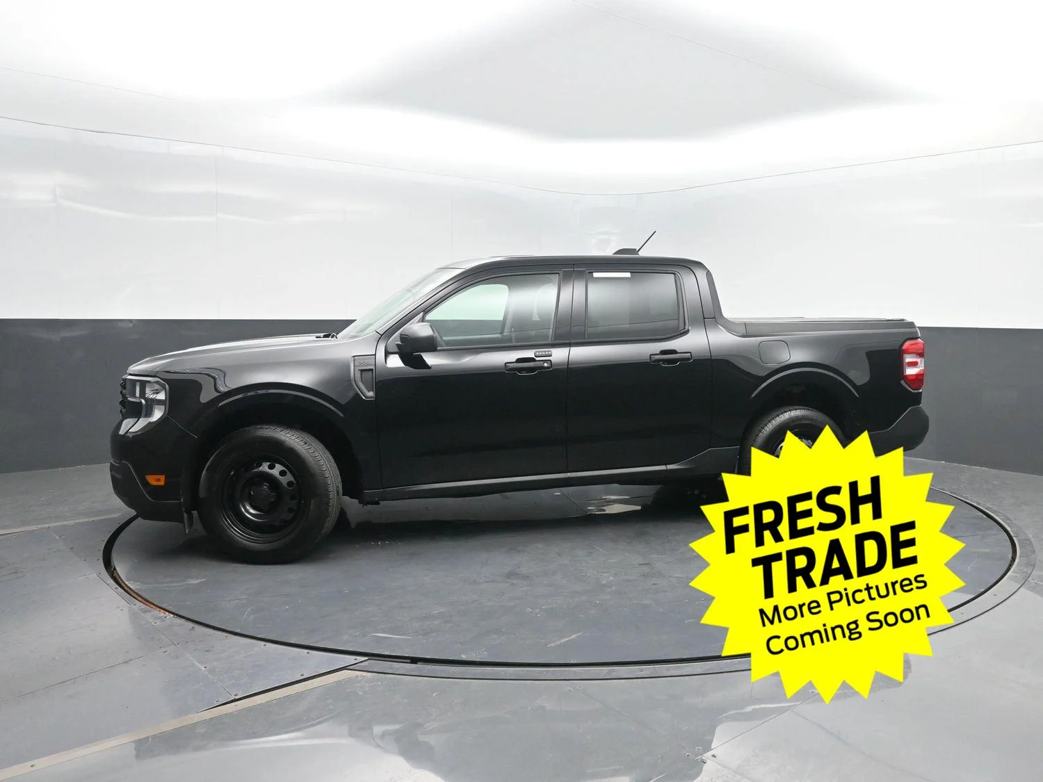 Used 2025 Shadow Black Ford XL image 38