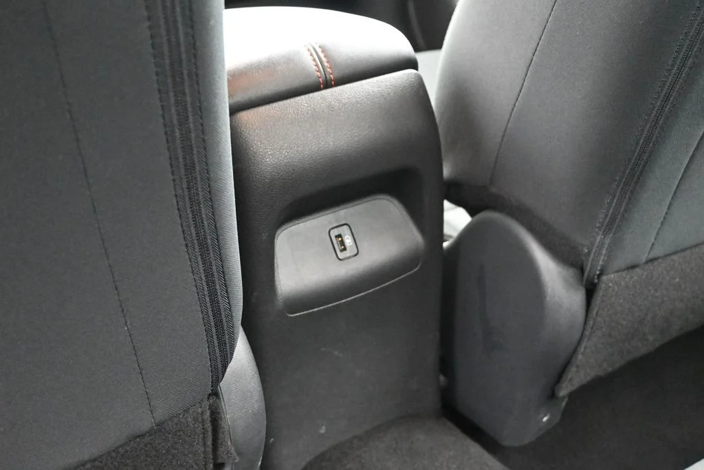 Used 2025 White Nissan SR image 16