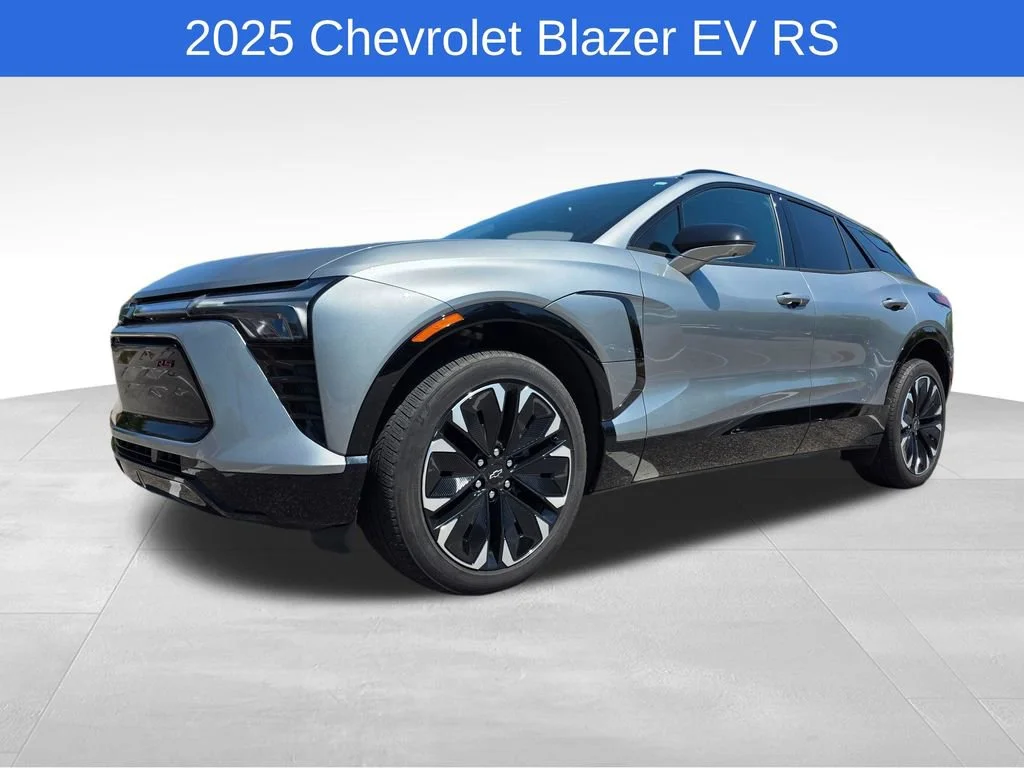 Used 2025 Sterling Gray Metallic Chevrolet RS image 10