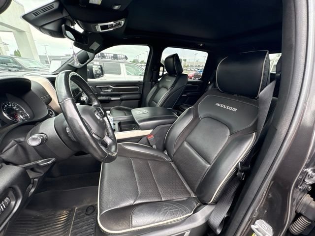 Used 2019 Granite Crystal Metallic Clearcoat Ram Laramie image 19