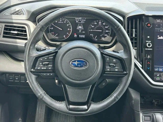 Used 2025 White Subaru Onyx Edition image 12
