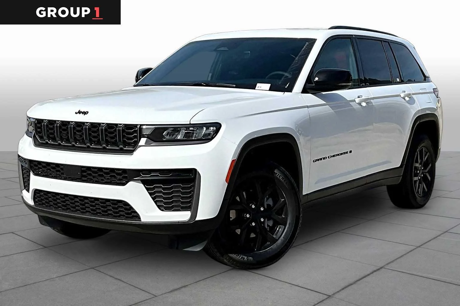 2026 Jeep Grand Cherokee Laredo Altitude