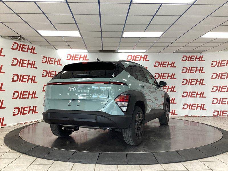New 2027 Green Hyundai SEL Sport AWD image 7