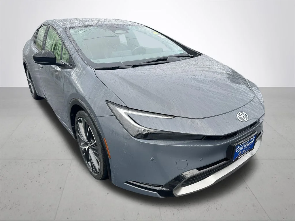 Used 2023 Gray Toyota XLE image 5