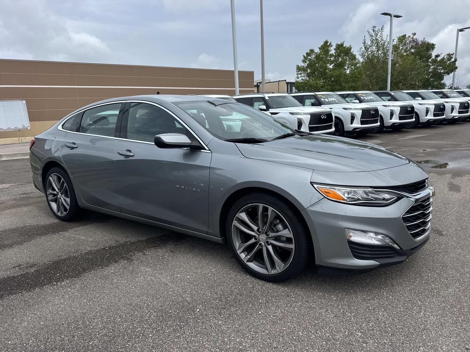 Used 2024 Gray Chevrolet LT image 3
