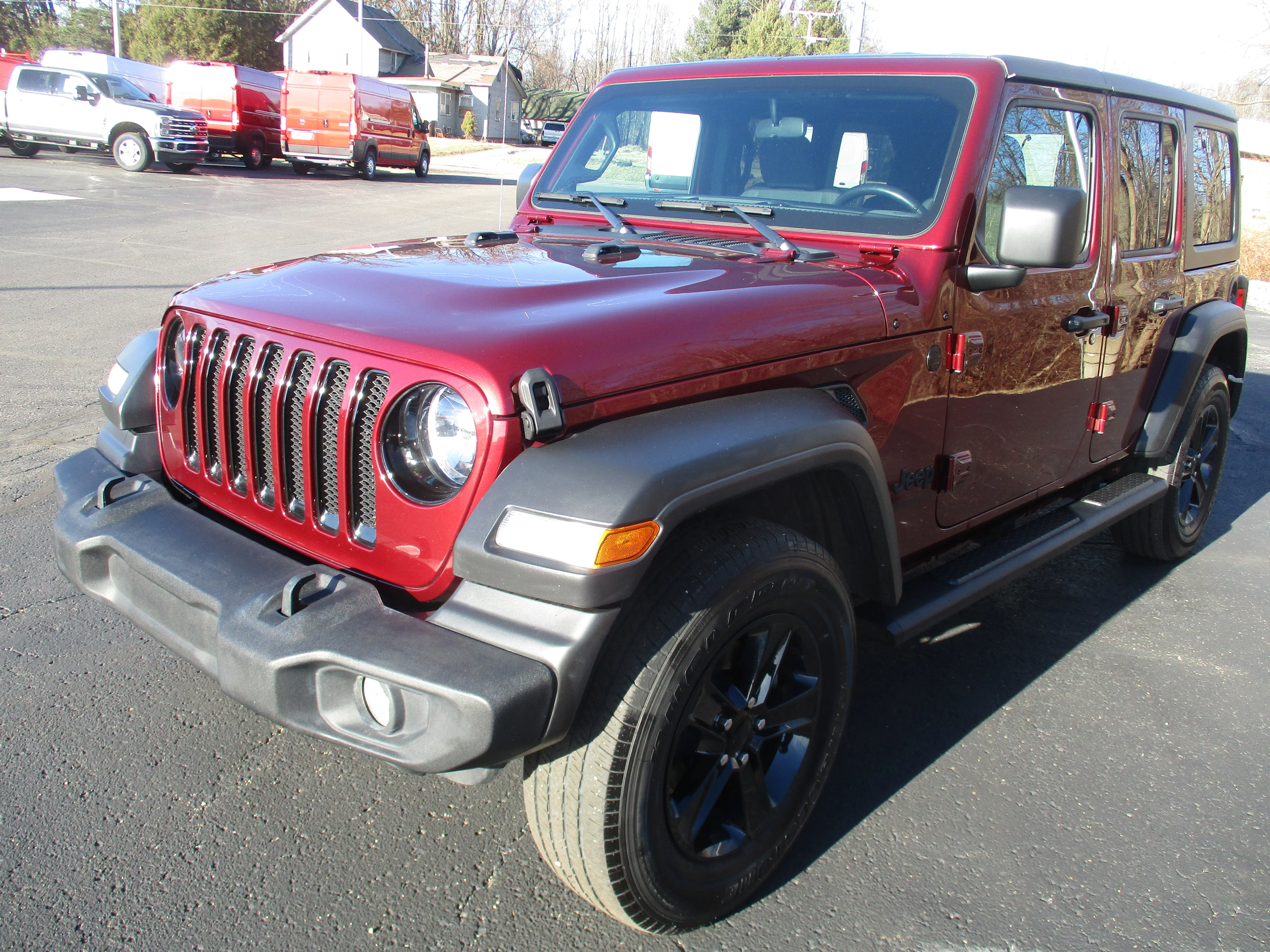 Used 2021 Snazzberry Pearlcoat Jeep Unlimited Sport Altitude image 4